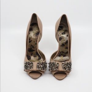 Sam Edelman Lorna Spike Bow Pumps - size 6